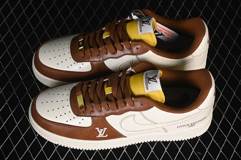 All categories Nk Air Force 1 Air Force series Nk Air Force 1 Low Air Force low top Nike Air Force 1'07 Low joint milk white coffee brown Air Force 1 low top casual sneakers IH1817-800